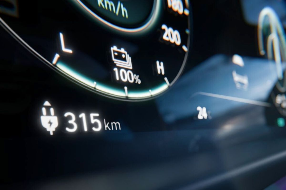 Hyundai Inster entry-level e-SUV teased ahead of June 27 debut - Image 3